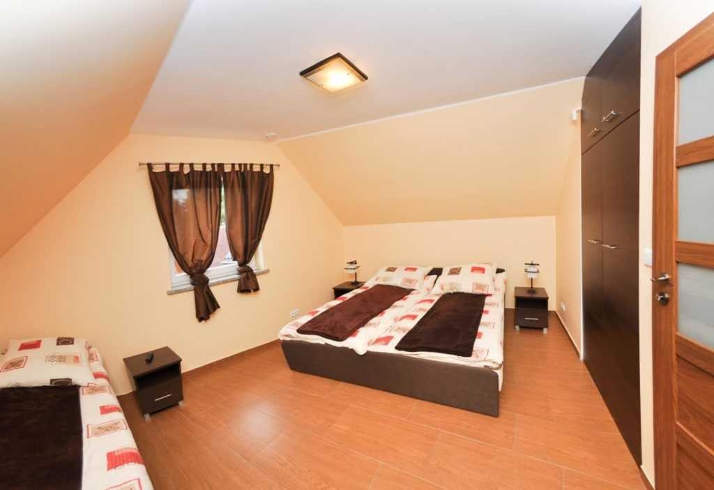 Ferienhaus Holiday Home Domki Raj 야로수아비크 외부 사진