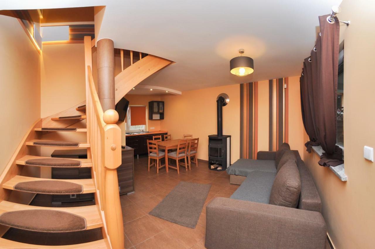 Ferienhaus Holiday Home Domki Raj 야로수아비크 외부 사진